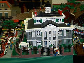 legohauntedmansion.jpg